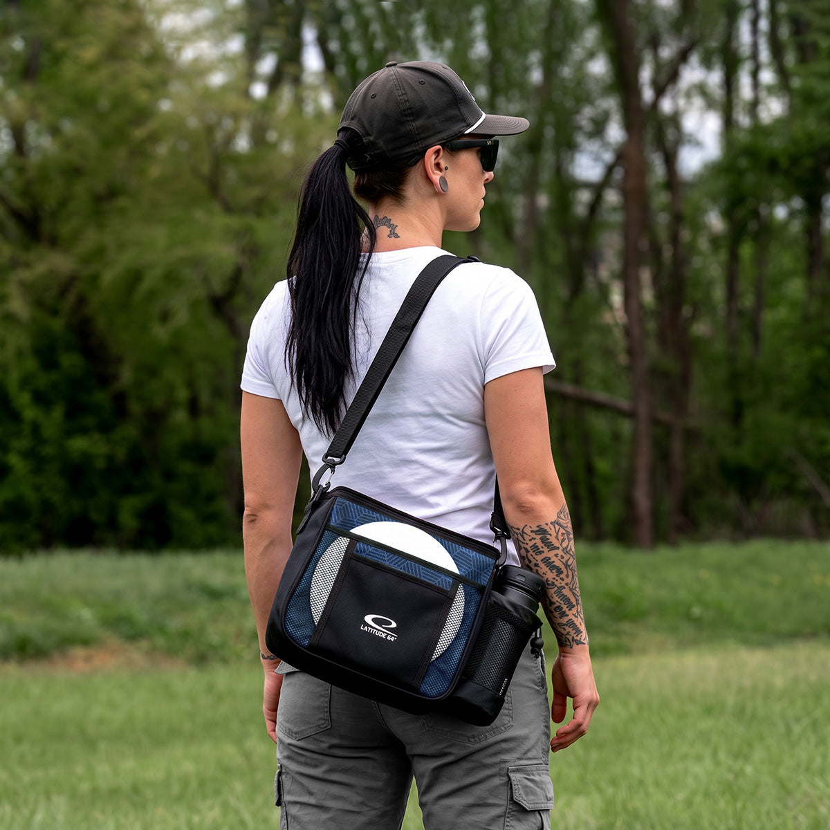 Slim HEX Shoulder Bag Navy Latitude 64°